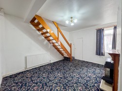 Queen Street, Creswell, S80