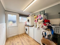 Kenilworth Drive, Carlton-In-Lindrick, S81