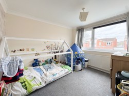 Kenilworth Drive, Carlton-In-Lindrick, S81