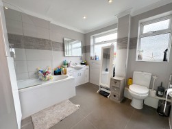 Kenilworth Drive, Carlton-In-Lindrick, S81