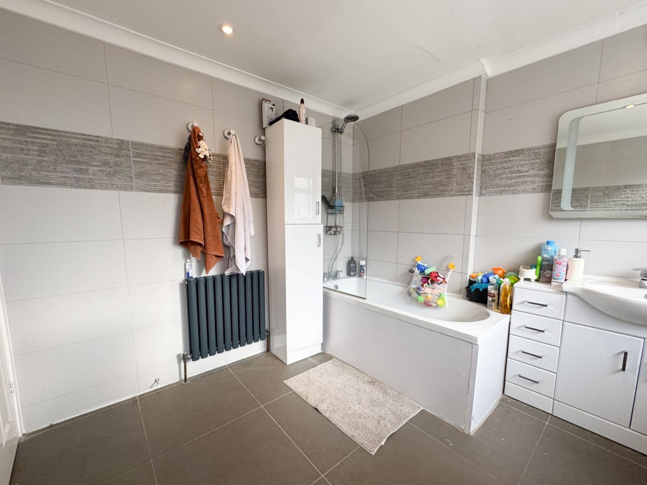 Kenilworth Drive, Carlton-In-Lindrick, S81