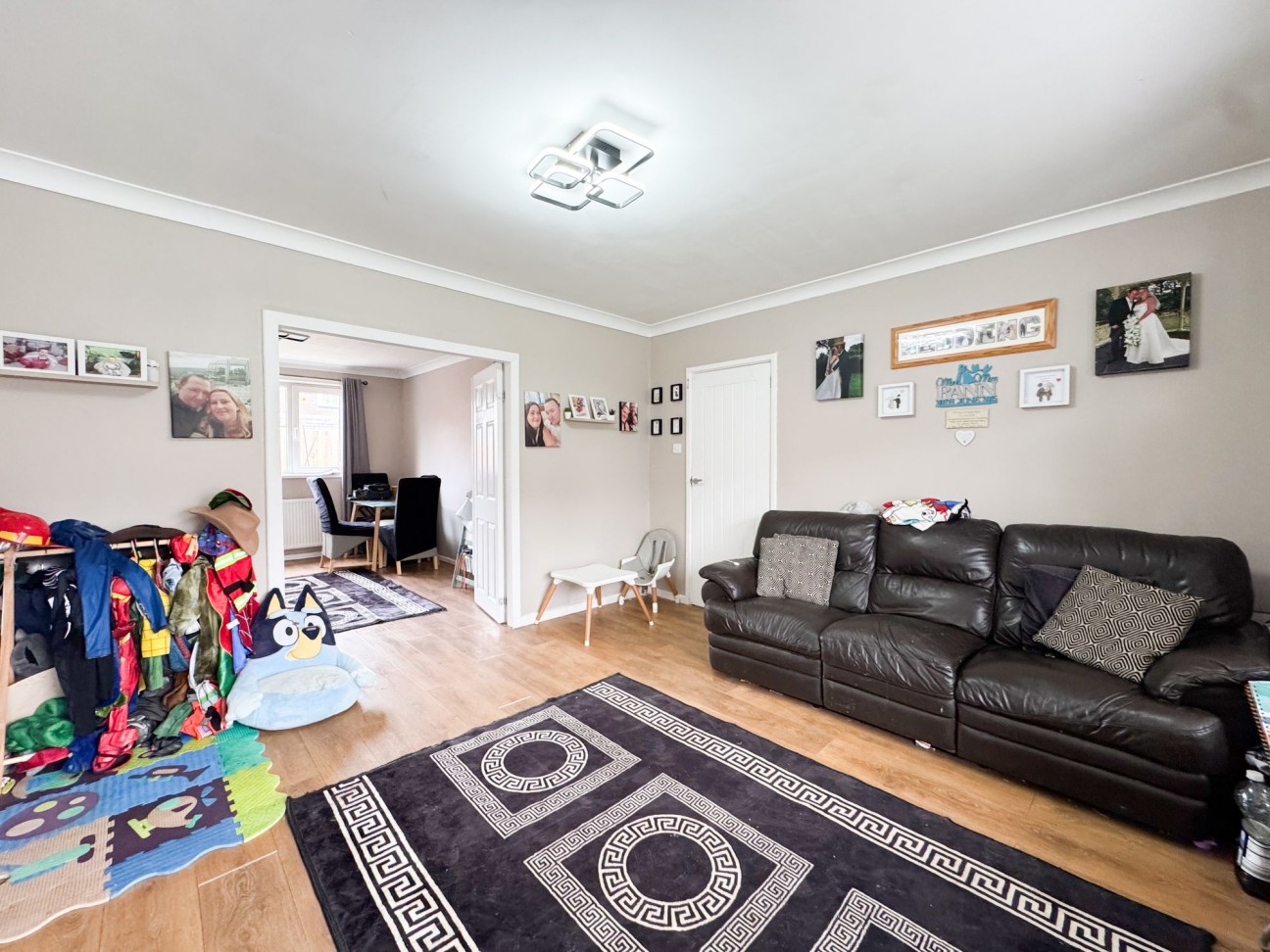 Kenilworth Drive, Carlton-In-Lindrick, S81