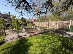 Greenway, Carlton-In-Lindrick, S81