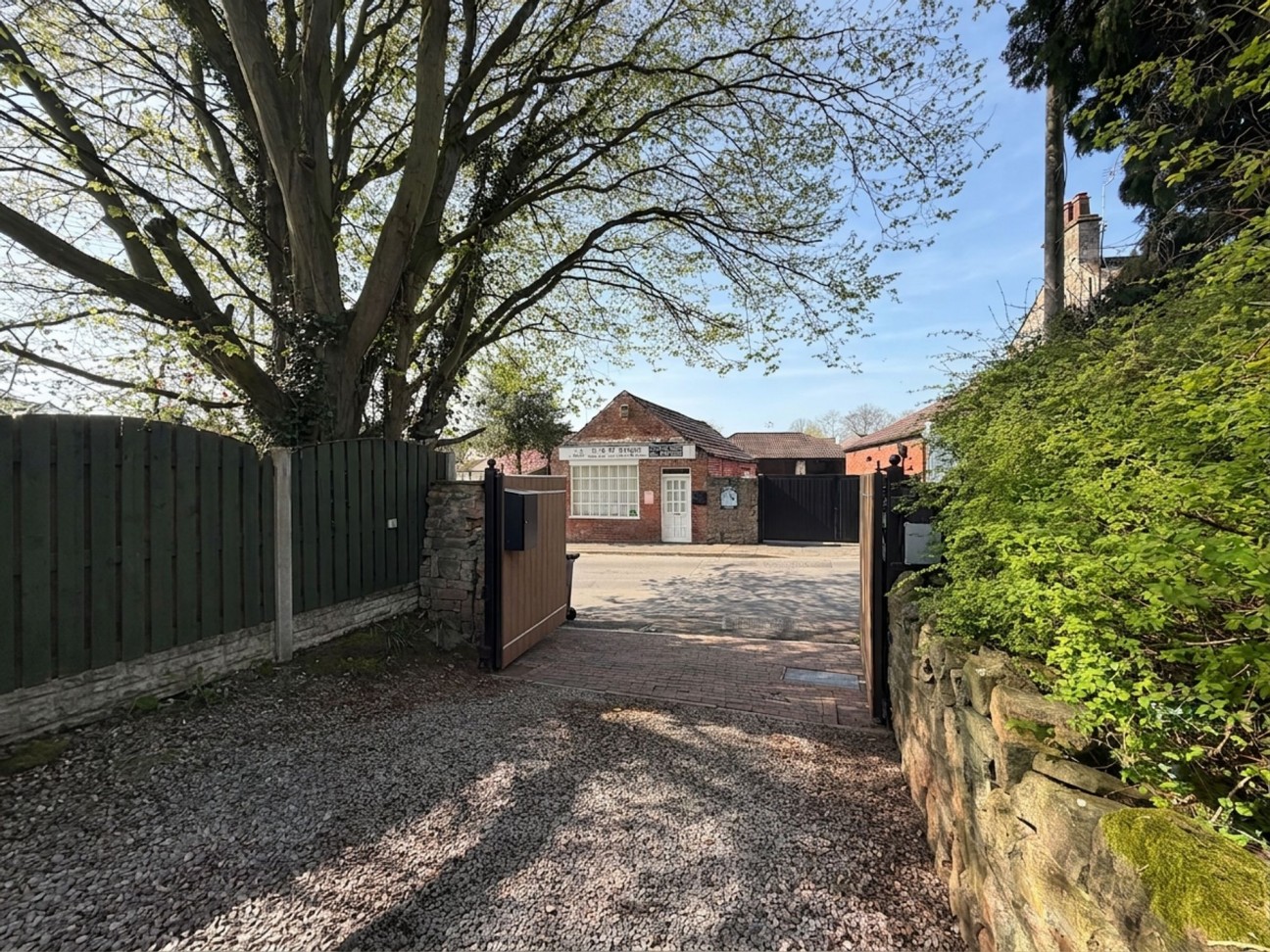 Greenway, Carlton-In-Lindrick, S81