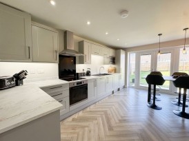 Hewer Drive, Costhorpe, S81