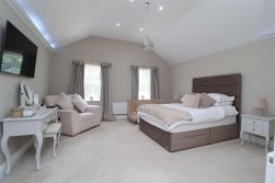 Forest Hill Park, Worksop, S81