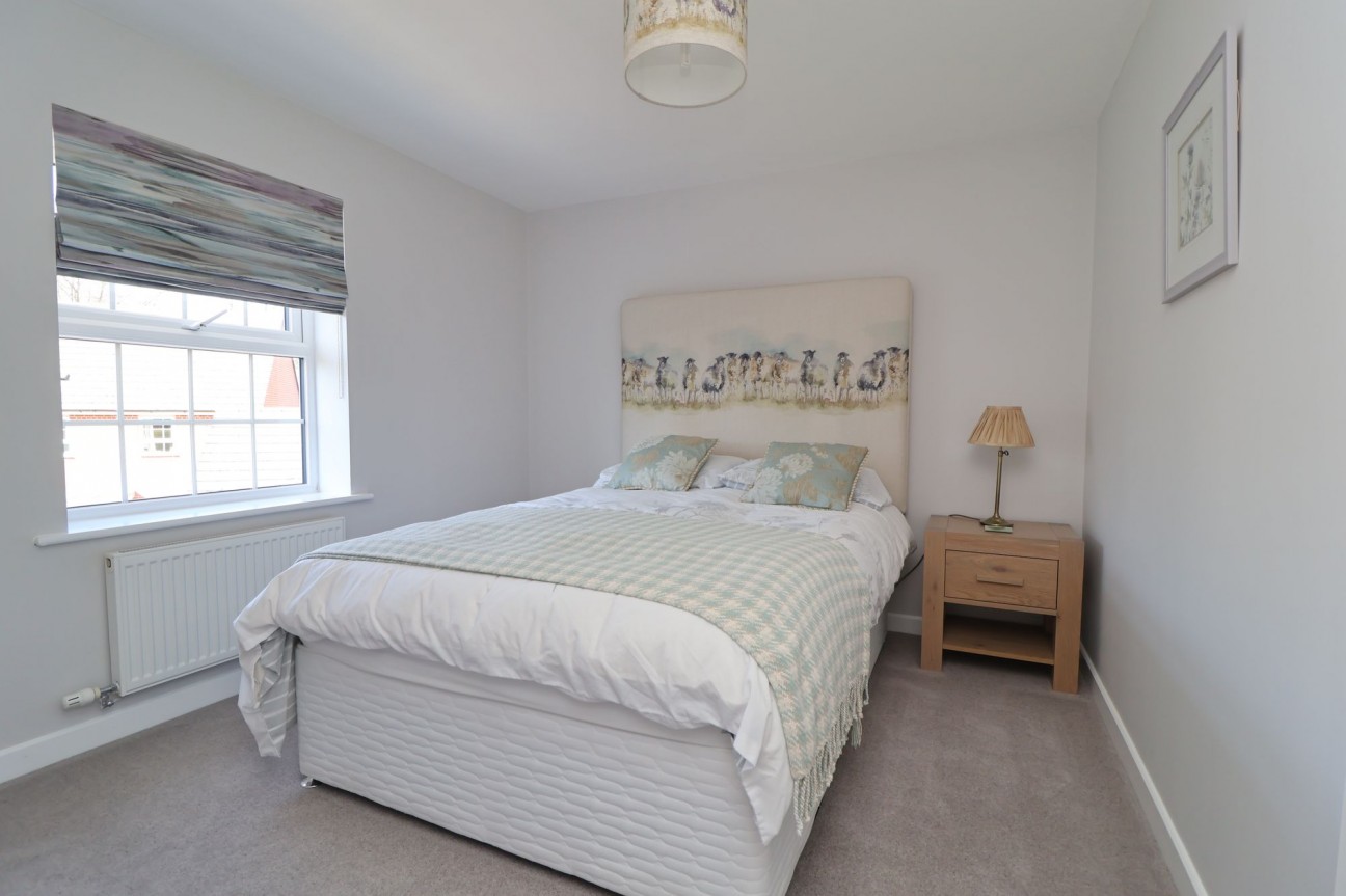 Scholars Place, Worksop, S80