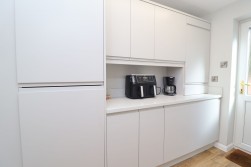 Broomhill Avenue, Worksop, S81