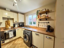 Candle Crescent, Thurcroft, S66