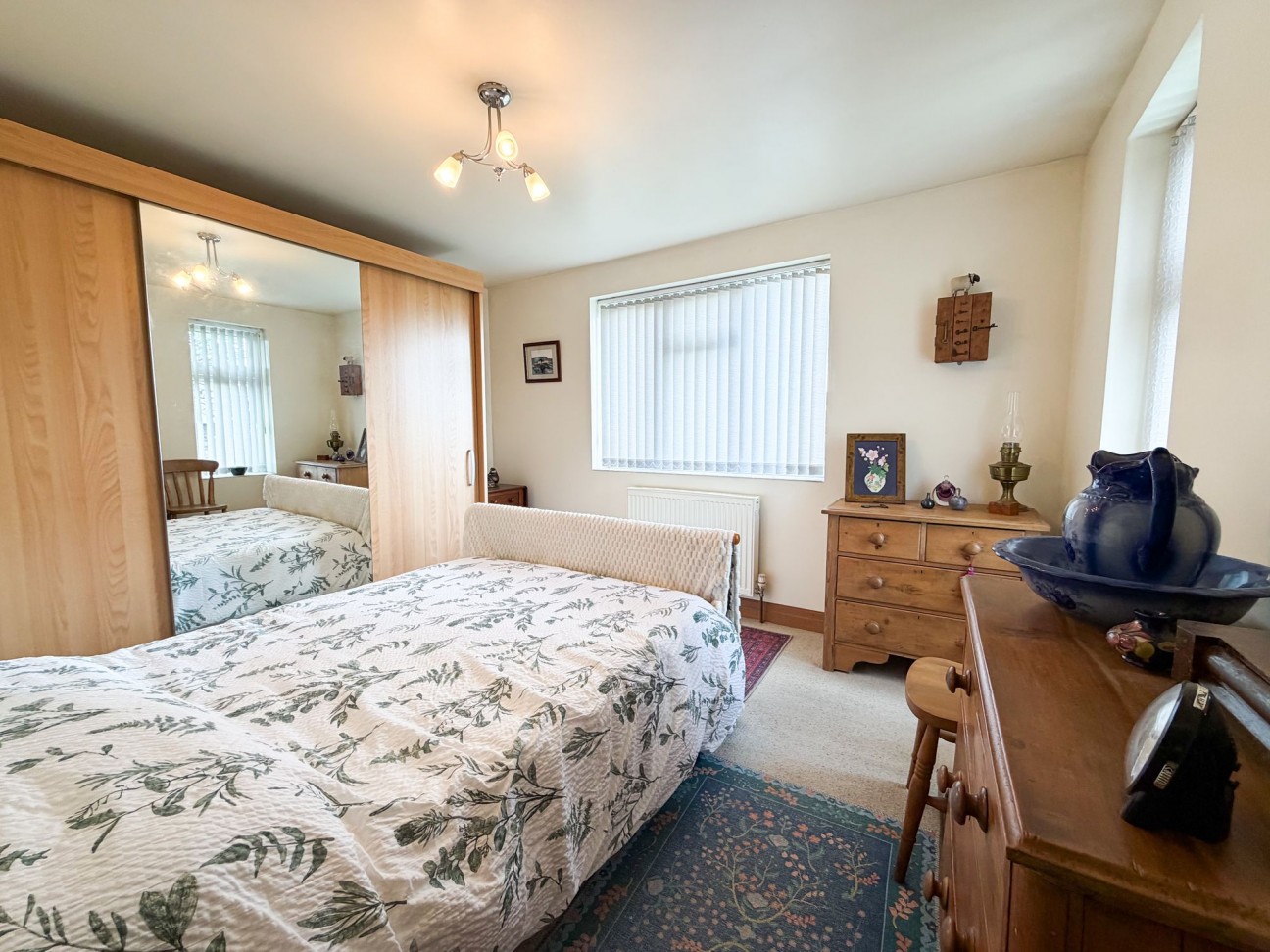 Station Road, Whitwell, S80