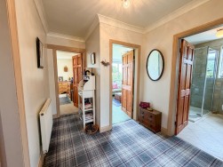 Station Road, Whitwell, S80