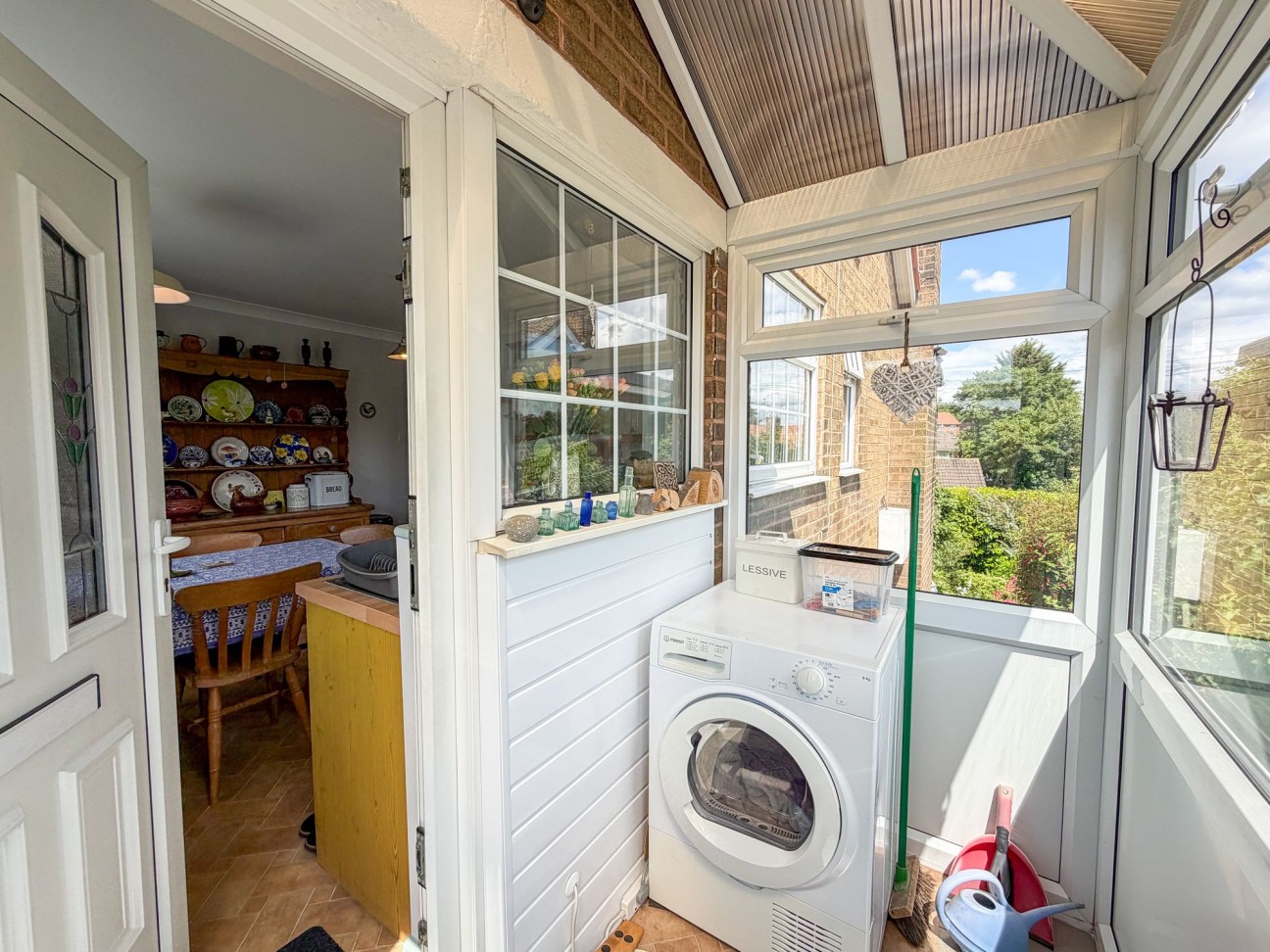 Station Road, Whitwell, S80