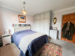 Station Road, Whitwell, S80