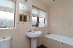 Scholey Avenue, Woodsetts, S81
