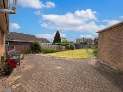 Scholey Avenue, Woodsetts, S81