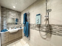 Long Lane, Carlton-In-Lindrick, S81