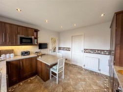 Long Lane, Carlton-In-Lindrick, S81