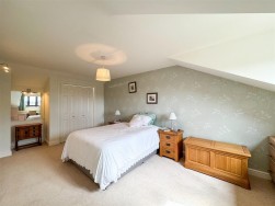 Long Lane, Carlton-In-Lindrick, S81