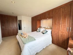 Long Lane, Carlton-In-Lindrick, S81