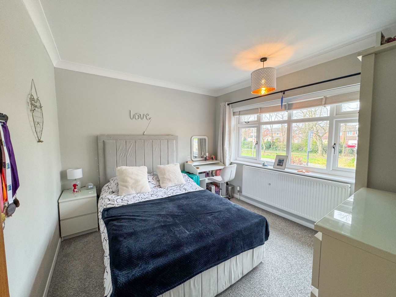 High Road, Carlton-In-Lindrick, S81