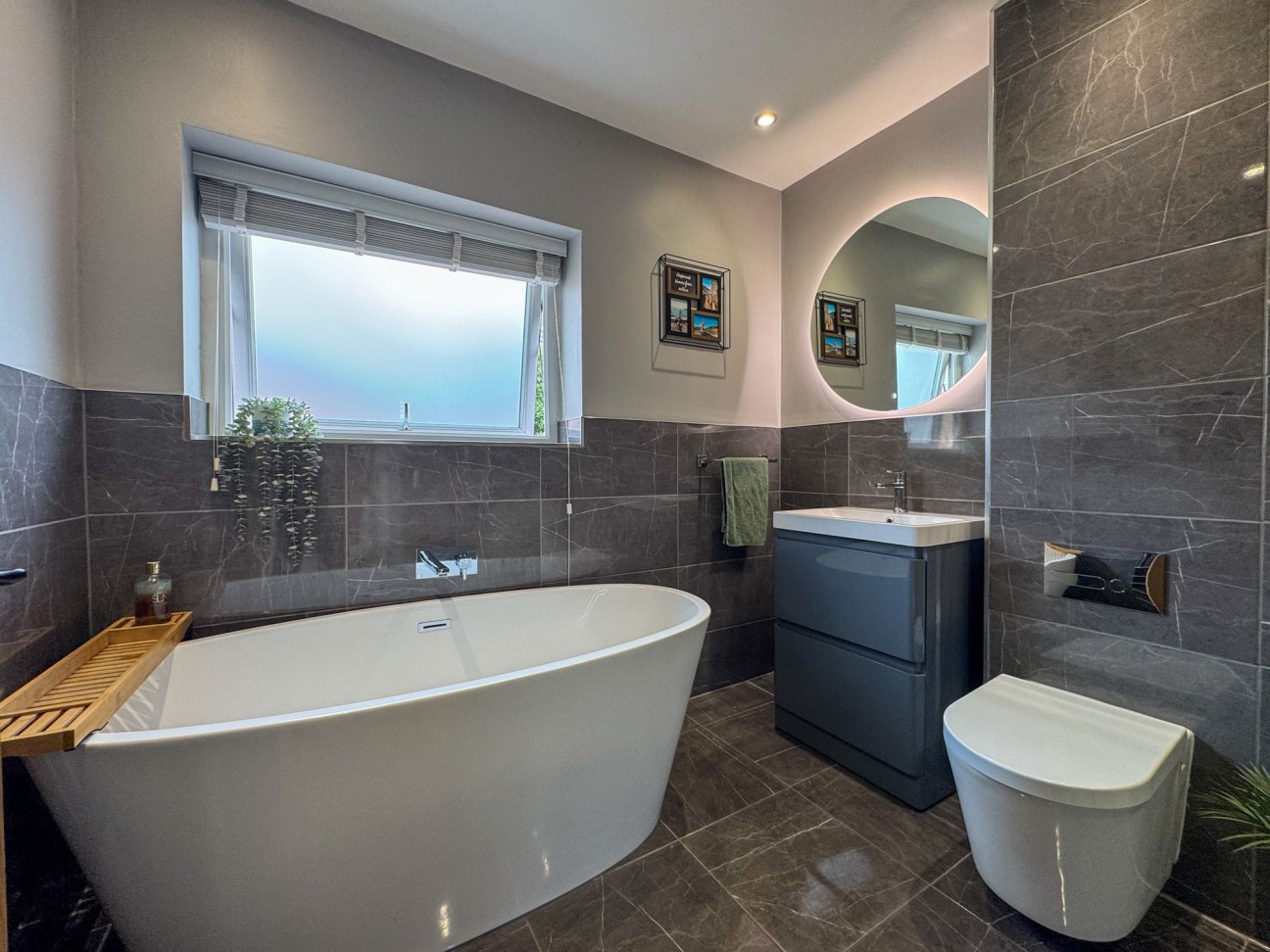 High Road, Carlton-In-Lindrick, S81