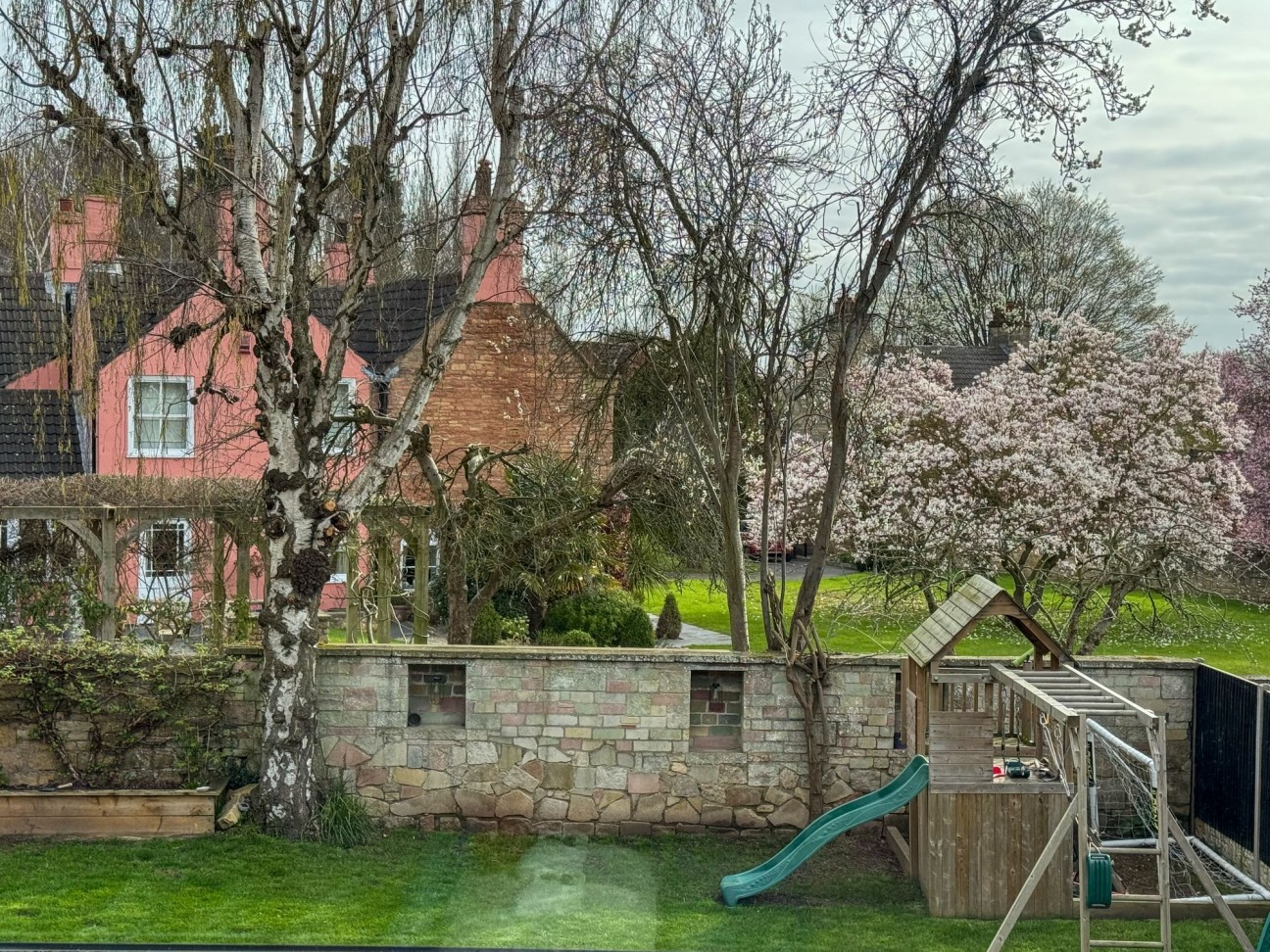 High Road, Carlton-In-Lindrick, S81