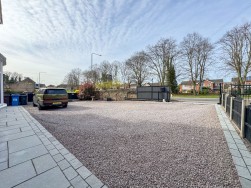 High Road, Carlton-In-Lindrick, S81