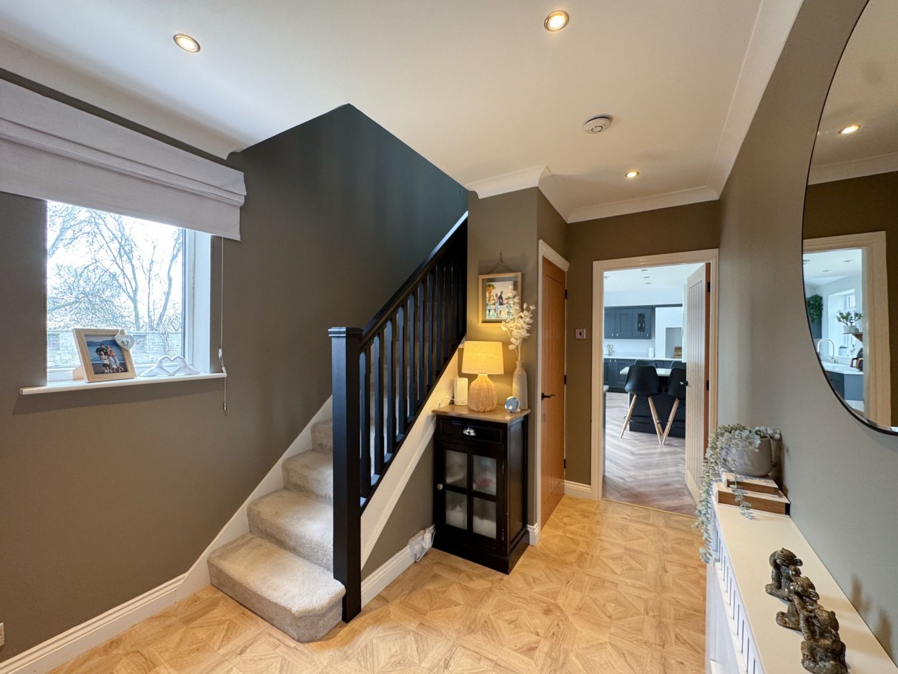 High Road, Carlton-In-Lindrick, S81