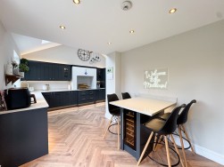 High Road, Carlton-In-Lindrick, S81