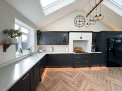 High Road, Carlton-In-Lindrick, S81