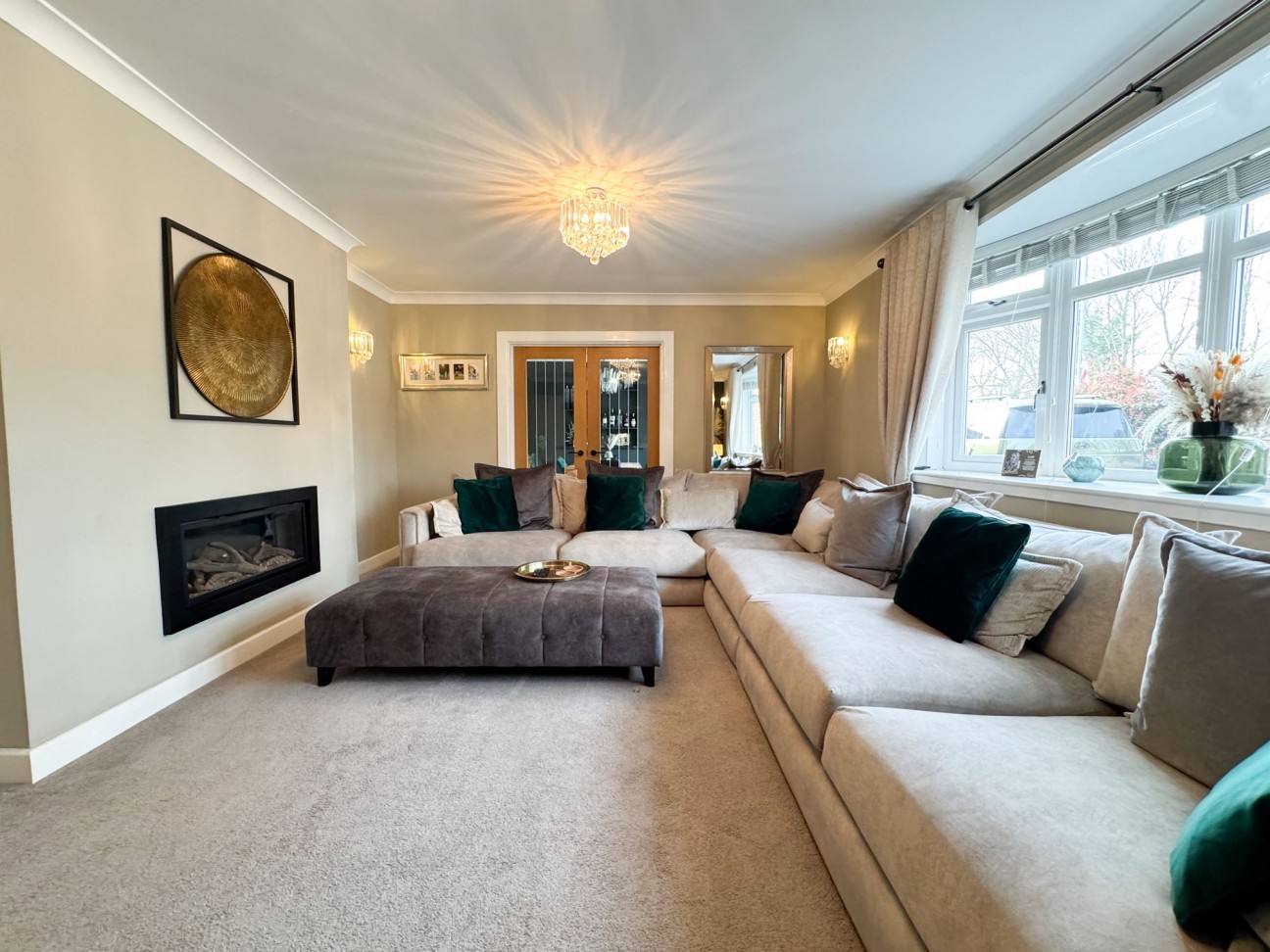 High Road, Carlton-In-Lindrick, S81