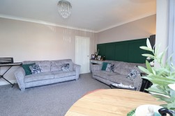 Ramsden Avenue, Langold, S81