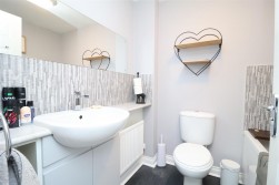 Samian Close, Worksop, S81