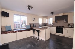 Samian Close, Worksop, S81