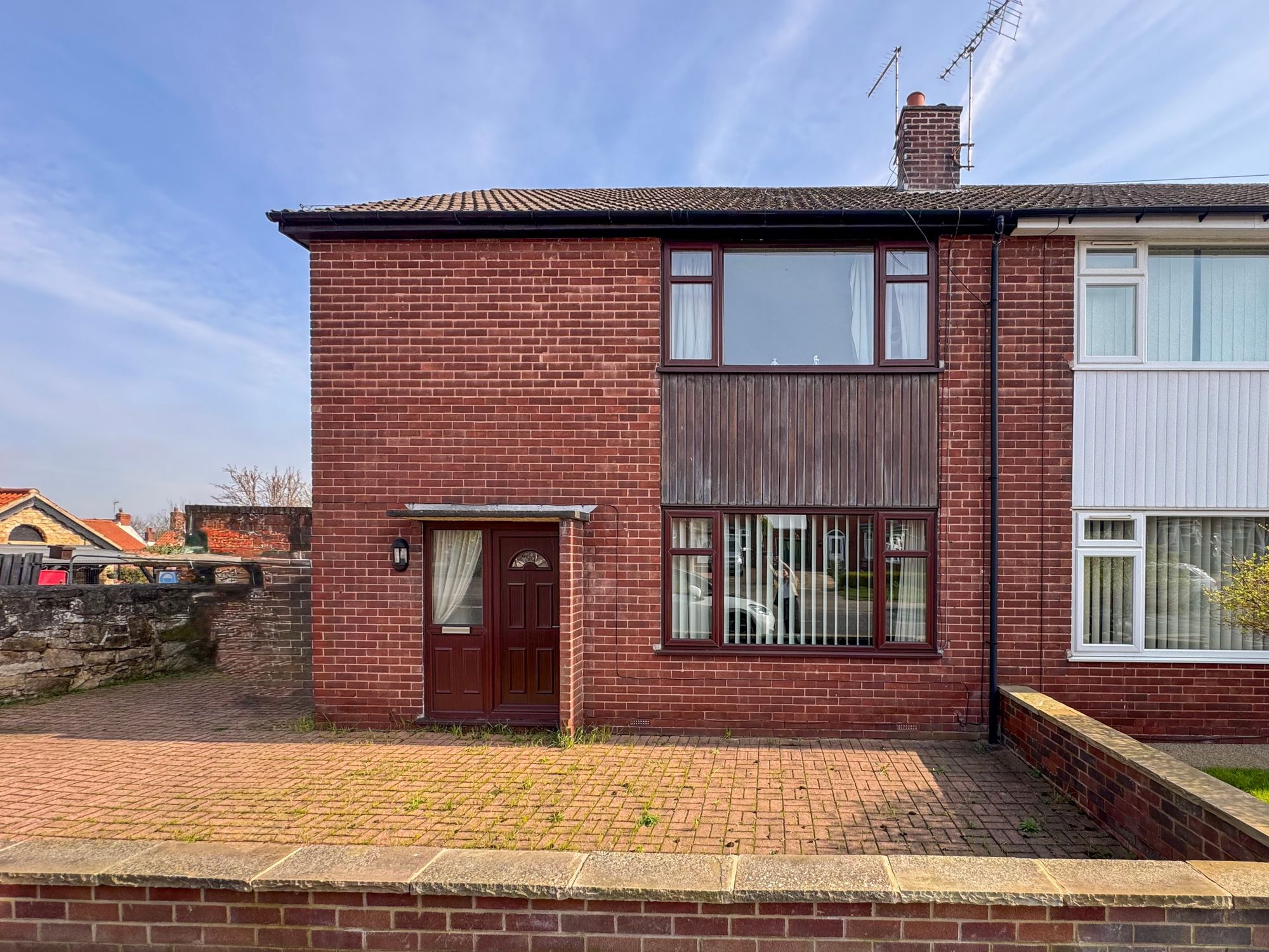 High Road, Carlton-In-Lindrick, S81