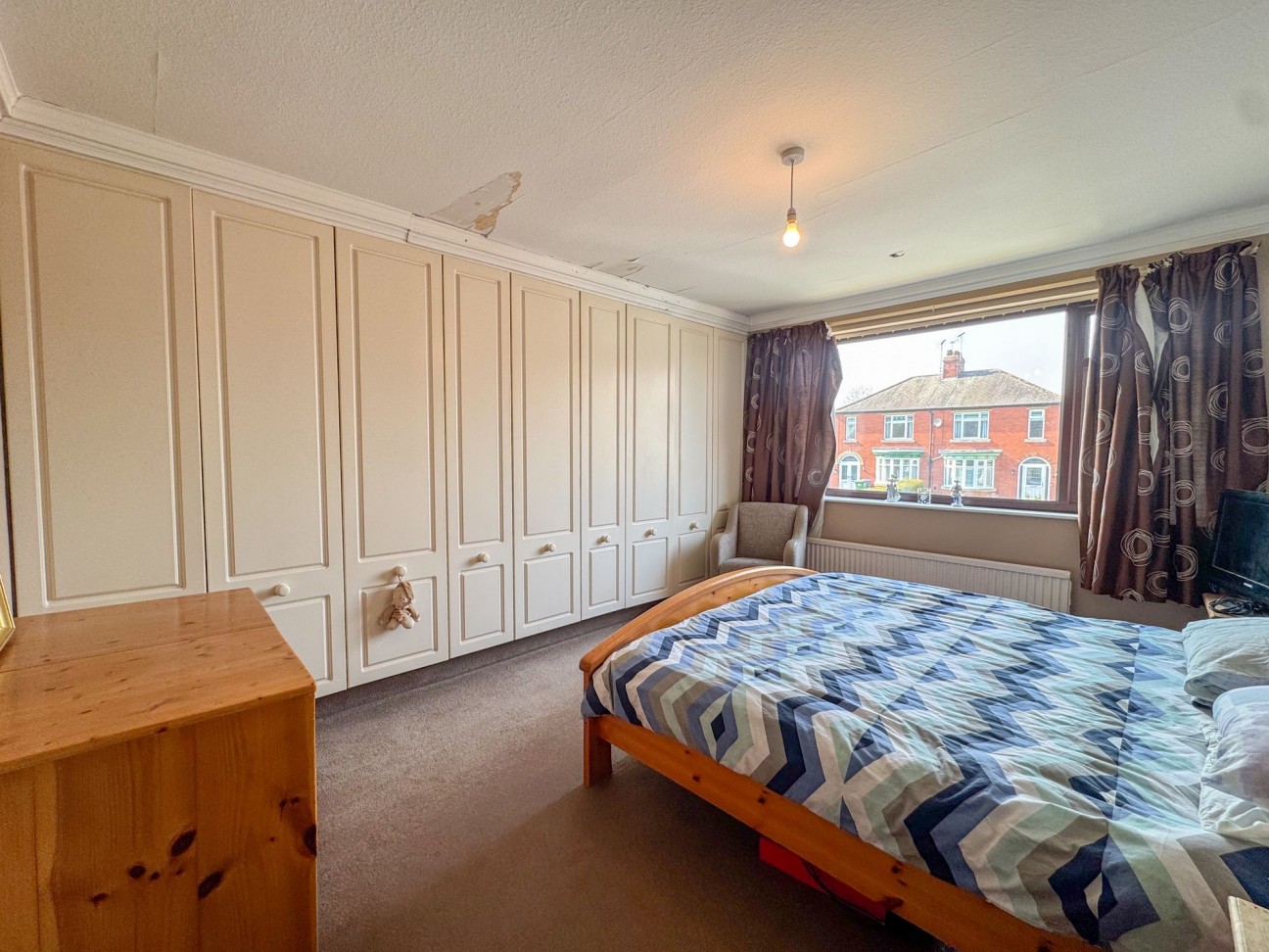 High Road, Carlton-In-Lindrick, S81