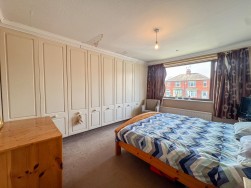 High Road, Carlton-In-Lindrick, S81