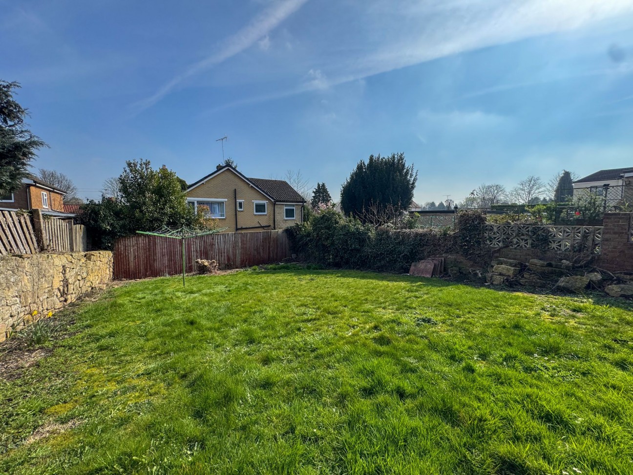 High Road, Carlton-In-Lindrick, S81