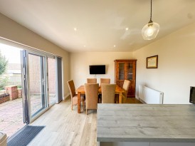 High Road, Carlton-In-Lindrick, S81