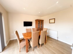 High Road, Carlton-In-Lindrick, S81