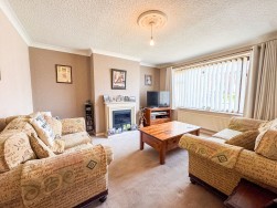 High Road, Carlton-In-Lindrick, S81