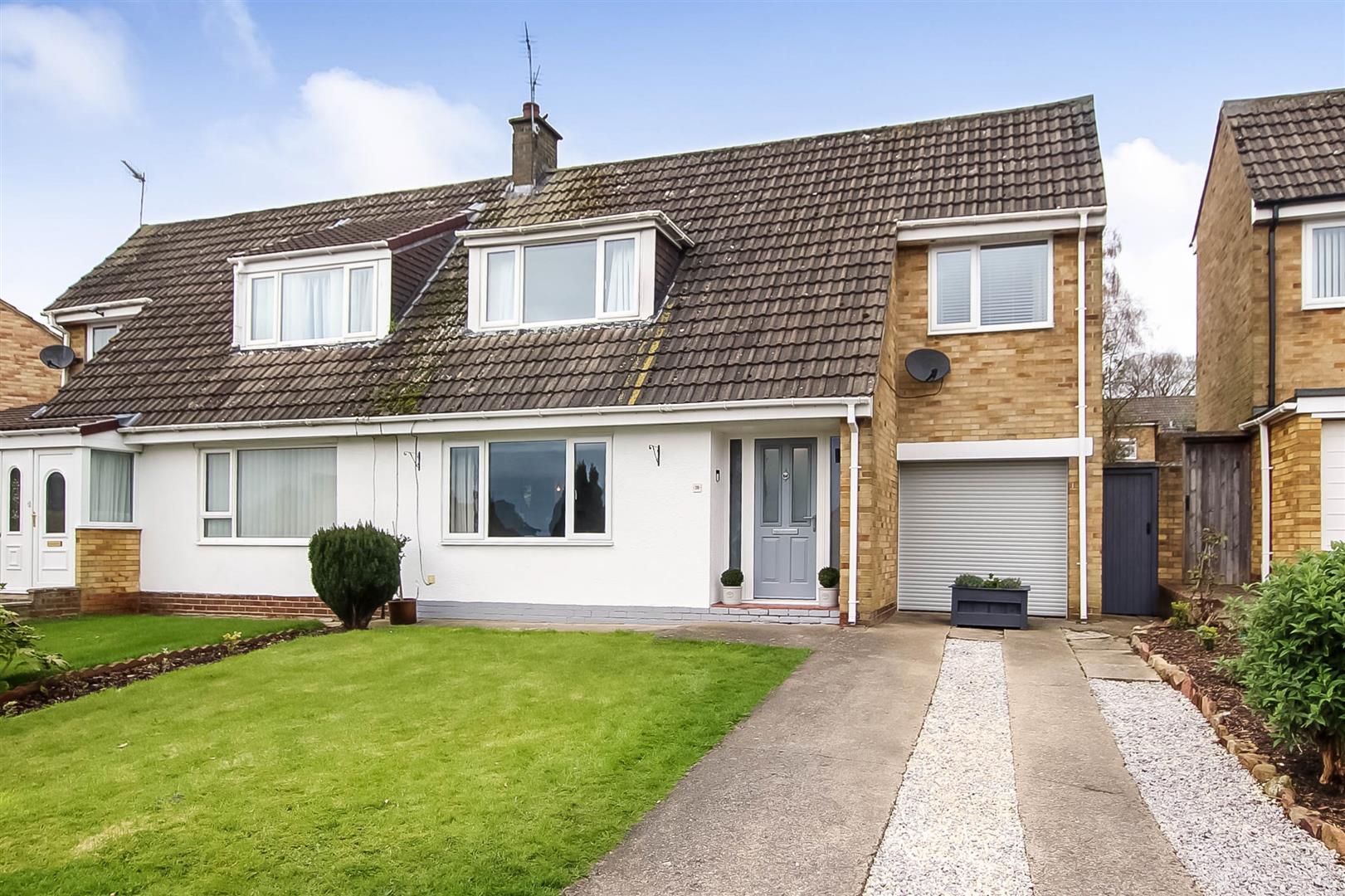 Greenhill Road, Heighington Village