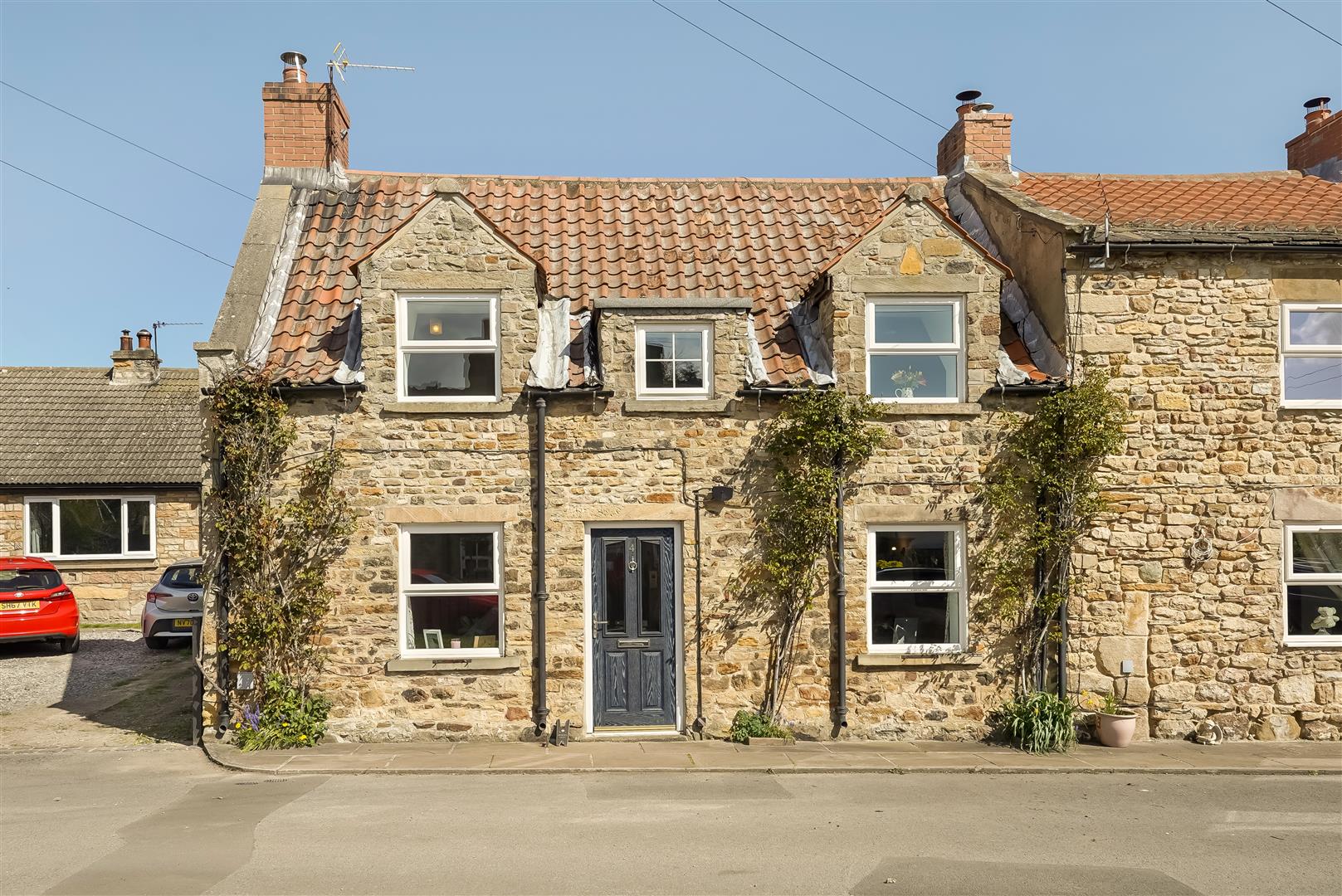 The Curtain, Eppleby, Richmond