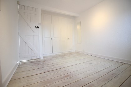 photo for 26 High Road, Bushey Heath, Herts