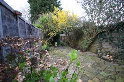 photo for 26 High Road, Bushey Heath, Herts