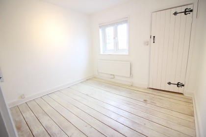 photo for 26 High Road, Bushey Heath, Herts