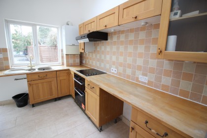 photo for Bushey Heath, Hertfordshire