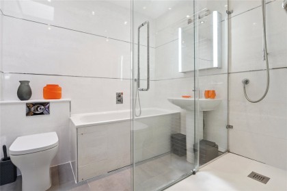 photo for Bushey Heath, Bushey, Hertfordshire