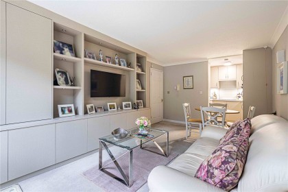 photo for Bushey Heath, Hertfordshire