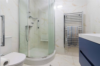 photo for Bushey Heath, Hertfordshire